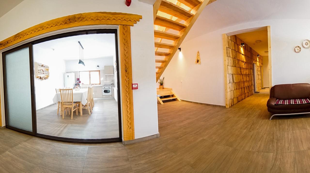 Casa Ralucai Hotel Moisei Ngoại thất bức ảnh